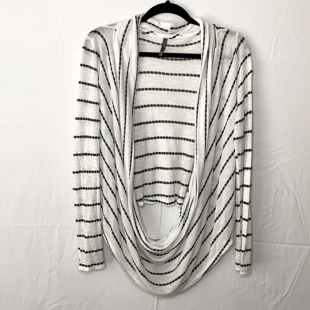 Charlotte Russe Top. Size Large